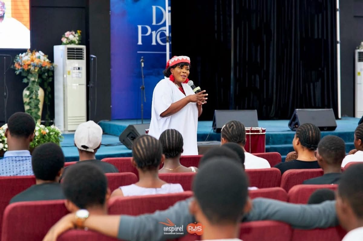 Jana Foundation speaking to a student leadership gathering
